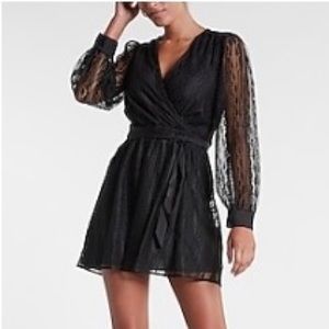 Stunning black long sleeve lace dress